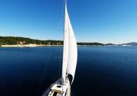 barcha a vela vela cielo blu mare veleggiare